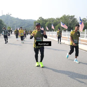 Runner Photo 6931917