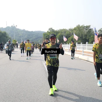 Runner Photo 6931923