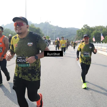 Runner Photo 6931933