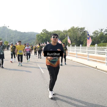 Runner Photo 6931936