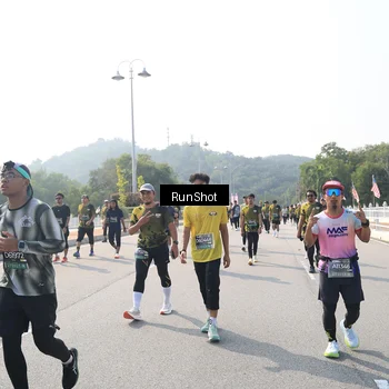 Runner Photo 6931942