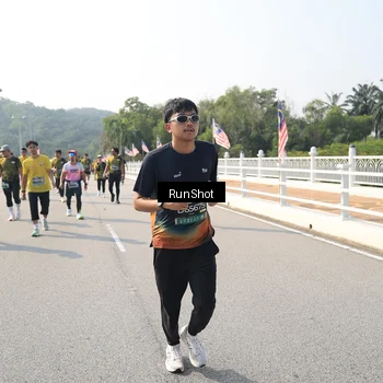 Runner Photo 6931944
