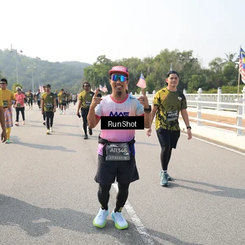 Runner Photo 6931945