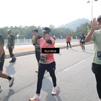 Runner Photo 6931983