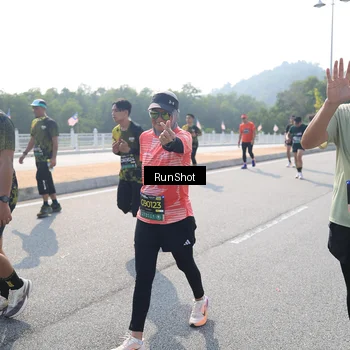 Runner Photo 6931985