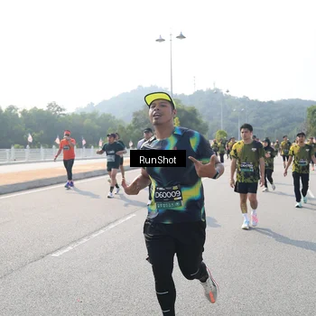 Runner Photo 6931993