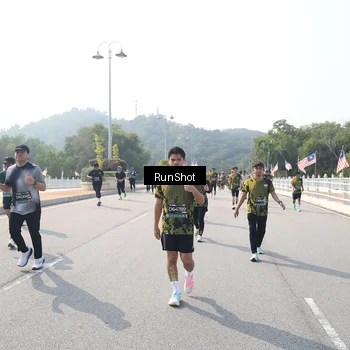 Runner Photo 6931995