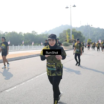 Runner Photo 6932011