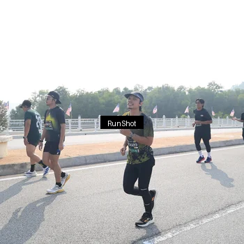 Runner Photo 6932013