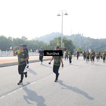 Runner Photo 6932016
