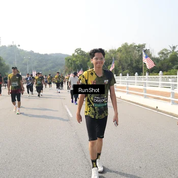 Runner Photo 6932028