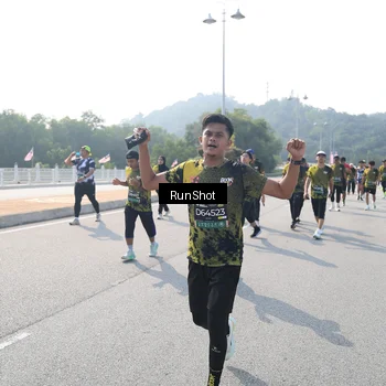 Runner Photo 6932031
