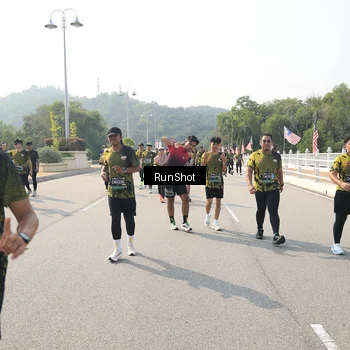 Runner Photo 6932049