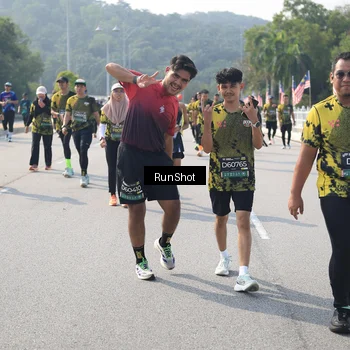 Runner Photo 6932052