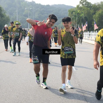 Runner Photo 6932055