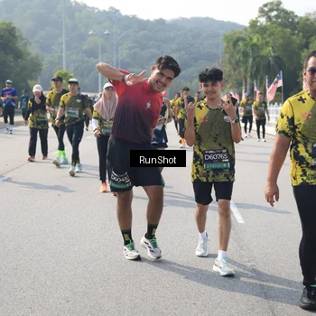 Runner Photo 6932056