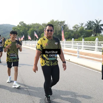 Runner Photo 6932061