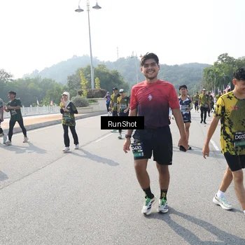 Runner Photo 6932062