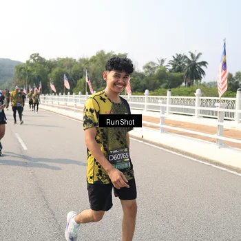 Runner Photo 6932065