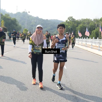 Runner Photo 6932072