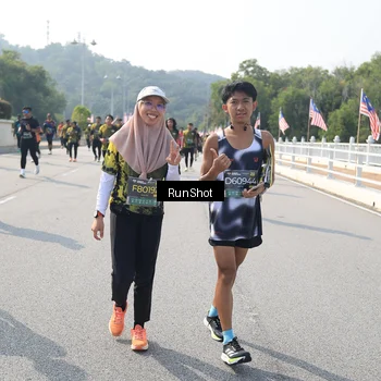 Runner Photo 6932075