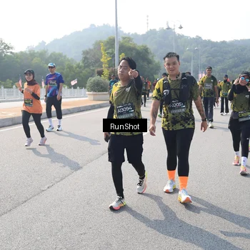 Runner Photo 6932079