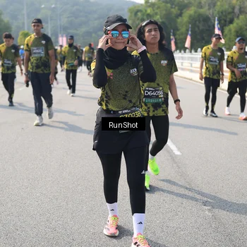 Runner Photo 6932083