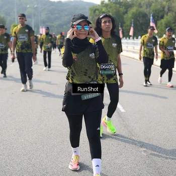 Runner Photo 6932084