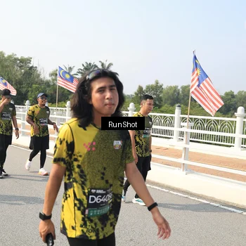 Runner Photo 6932096