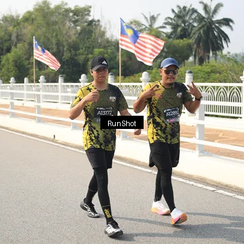 Runner Photo 6932097
