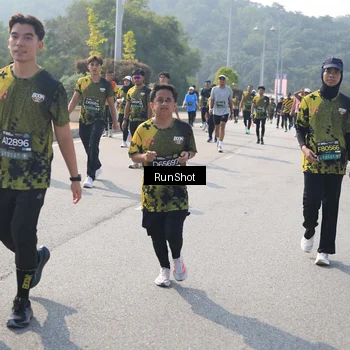 Runner Photo 6932119