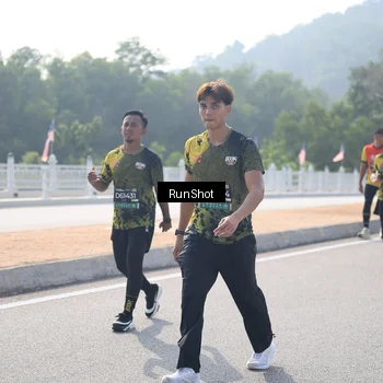 Runner Photo 6932120