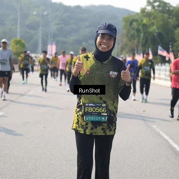 Runner Photo 6932122