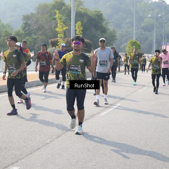 Runner Photo 6932123