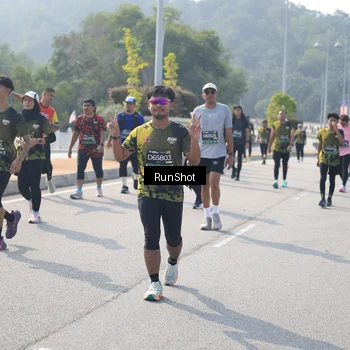 Runner Photo 6932124
