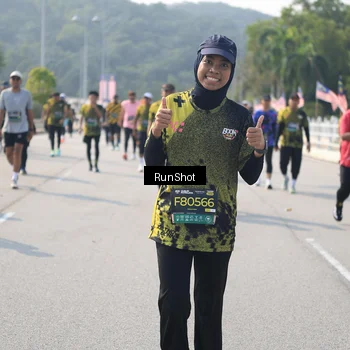 Runner Photo 6932130