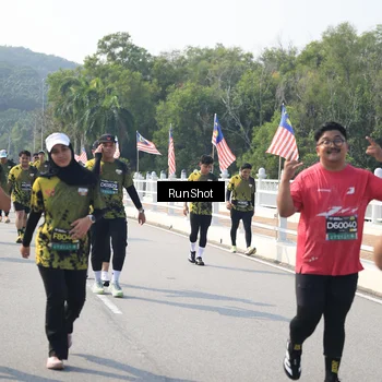 Runner Photo 6932133