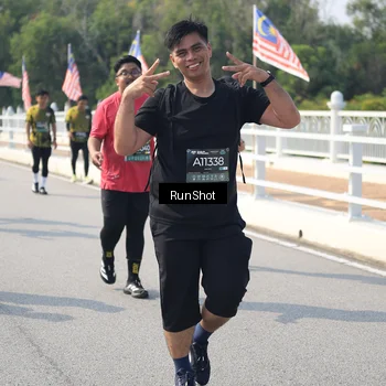 Runner Photo 6932134