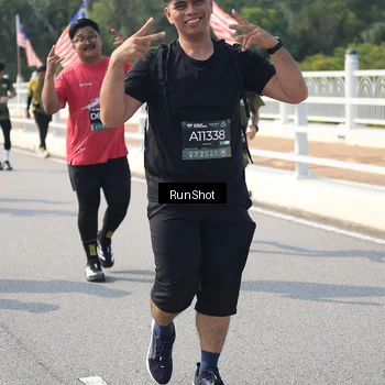 Runner Photo 6932139