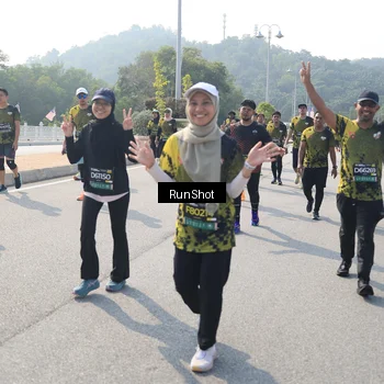 Runner Photo 6932189