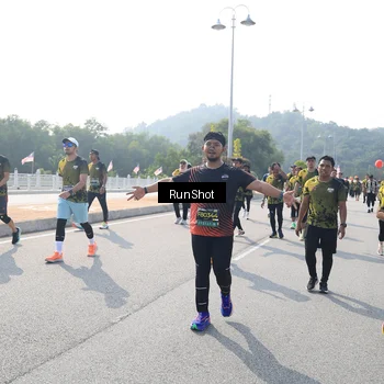 Runner Photo 6932197