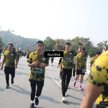 Runner Photo 6932201