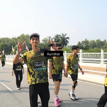 Runner Photo 6932204