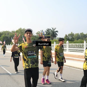 Runner Photo 6932205