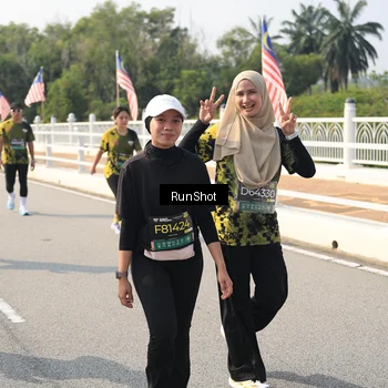 Runner Photo 6932206