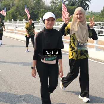 Runner Photo 6932211
