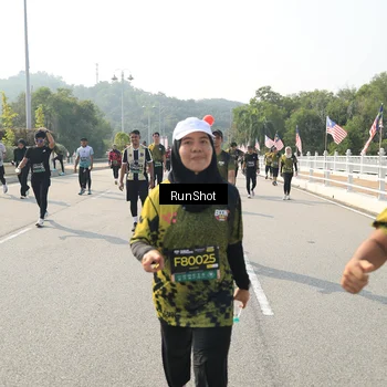 Runner Photo 6932235