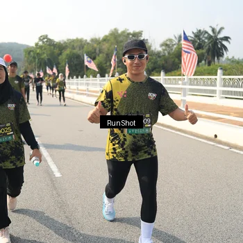 Runner Photo 6932236