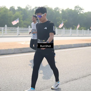 Runner Photo 6932254