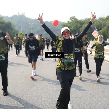 Runner Photo 6932259